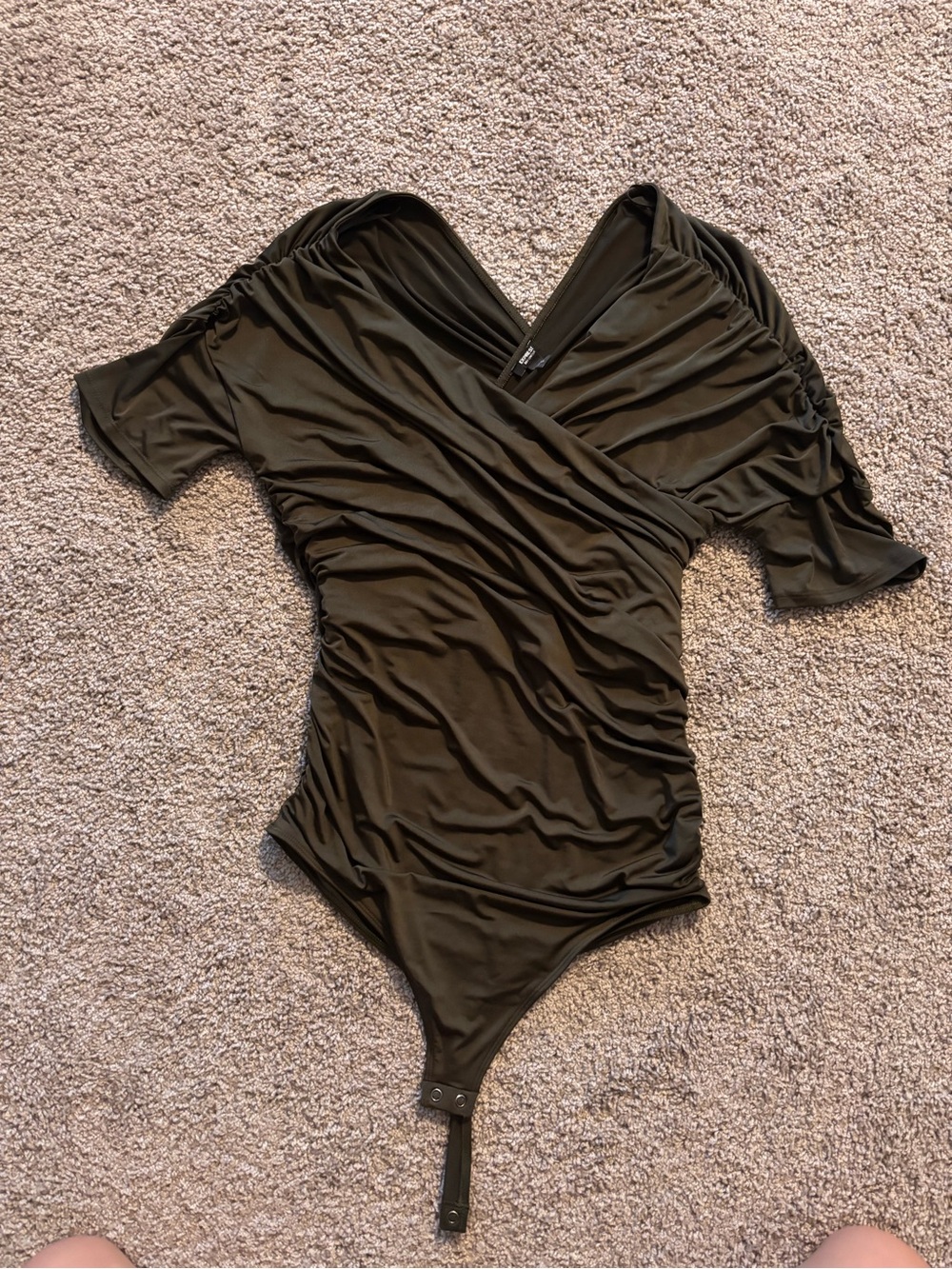 Express Olive Ruched Off-Shoulder V-Neck Bodysuit - Large